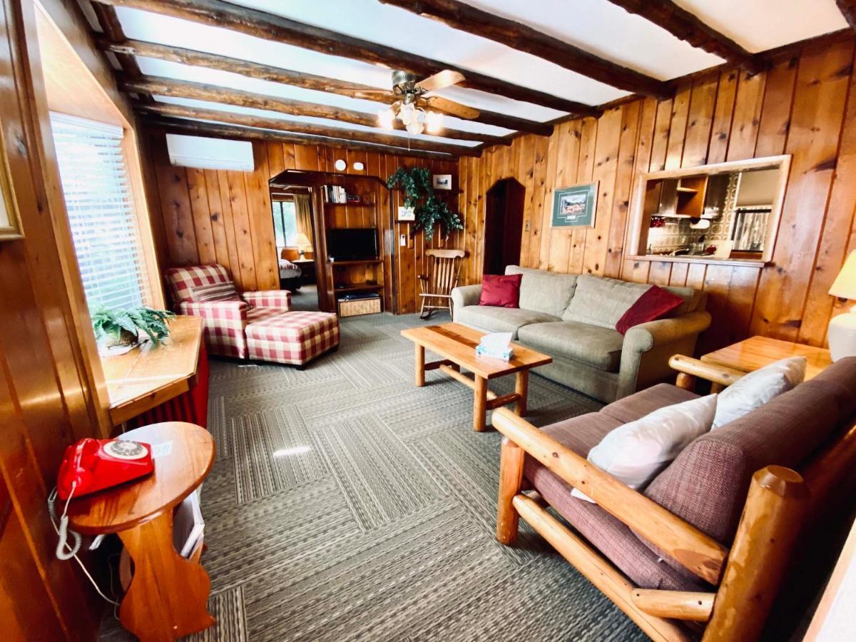Foot Of The Mountain Motel Boulder Extérieur photo