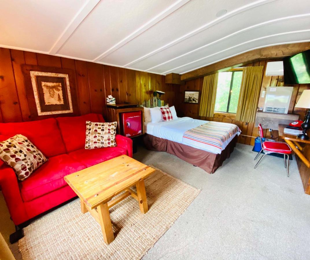 Foot Of The Mountain Motel Boulder Extérieur photo