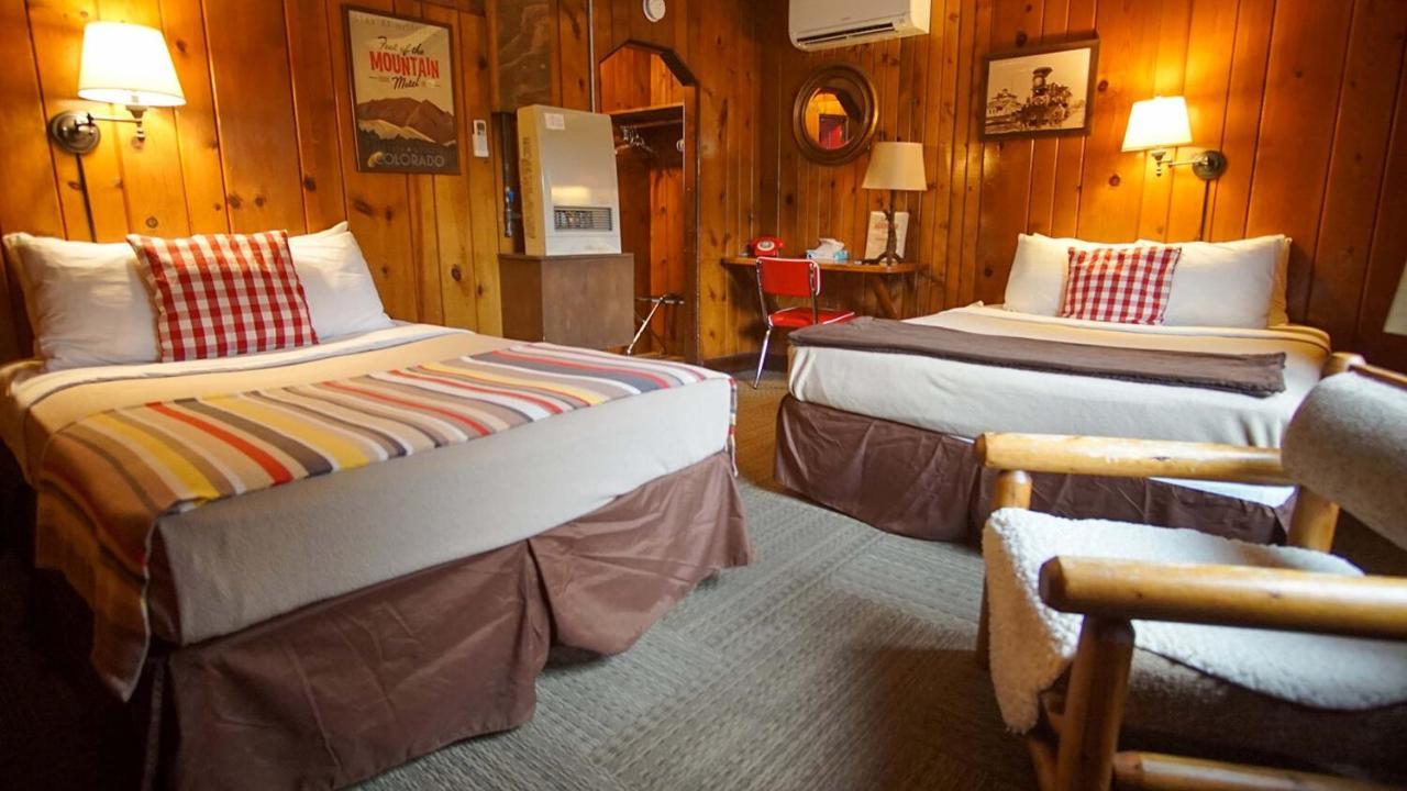 Foot Of The Mountain Motel Boulder Extérieur photo