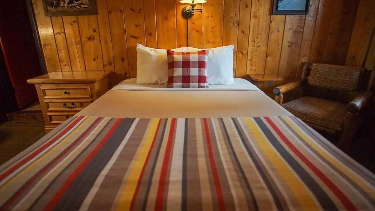 Foot Of The Mountain Motel Boulder Extérieur photo